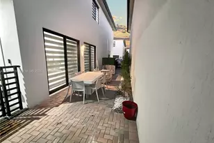 4386 NW 80th Ct, Doral, FL 33166 - Photo 11