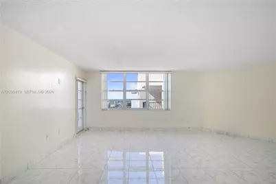 2750 NE 183rd St #PH06, Aventura, FL 33160 - Photo 15