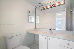 2750 NE 183rd St, Aventura, FL 33160 - Photo 23
