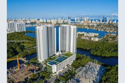 16385 Biscayne Blvd #1006, North Miami Beach, FL 33160 - Photo 5