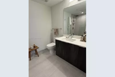 697 N Miami Ave #1210, Miami, FL 33136 - Photo 5