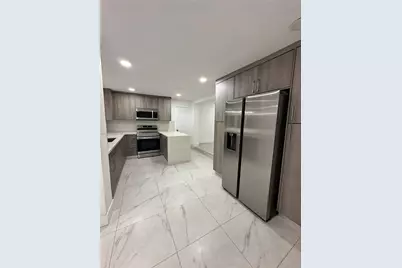 380 W 32nd St #1, Hialeah, FL 33012 - Photo 7