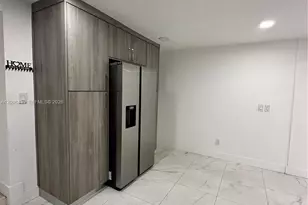 380 W 32nd St, Hialeah, FL 33012 - Photo 11