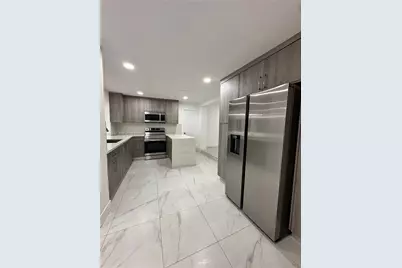380 W 32nd St #1, Hialeah, FL 33012 - Photo 5