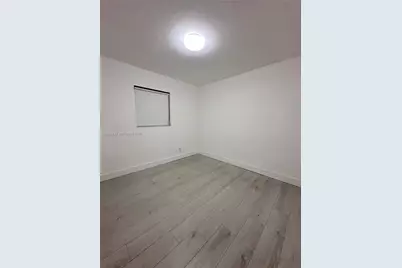 380 W 32nd St #1, Hialeah, FL 33012 - Photo 19