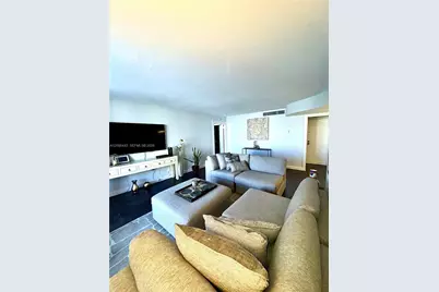 100 Golden Isles Dr #806, Hallandale Beach, FL 33009 - Photo 9