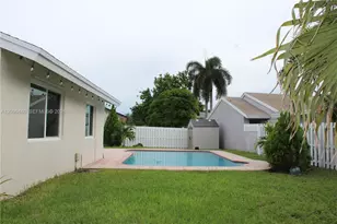 681 Pine Ridge Terrace, Davie, FL 33325 - Photo 7