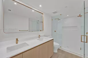 90 NE 32nd St, Miami, FL 33137 - Photo 13