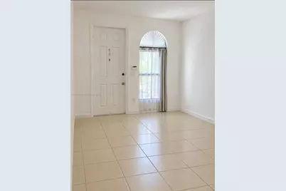 3050 NW 103rd Path, Doral, FL 33172 - Photo 3