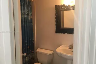 999 Brickell Bay Dr, Miami, FL 33131 - Photo 9