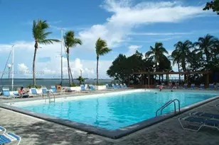999 Brickell Bay Dr, Miami, FL 33131 - Photo 3