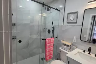 6534 SW 114th Pl, Miami, FL 33173 - Photo 9