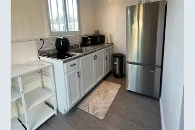 1021 NE 137th St #C, North Miami, FL 33161 - Photo 5