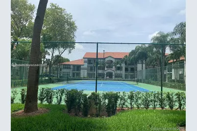 520 S Park Rd #24-12, Hollywood, FL 33021 - Photo 17