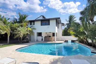 53 E Beach Rd, Tavernier, FL 33070 - Photo 3