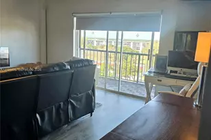 4174 Inverrary Dr, Lauderhill, FL 33319 - Photo 11