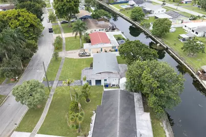 1101 E River Dr, Margate, FL 33063 - Photo 45