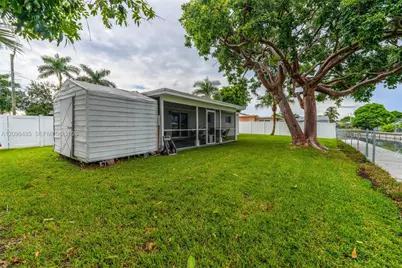 1101 E River Dr, Margate, FL 33063 - Photo 35