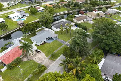 1101 E River Dr, Margate, FL 33063 - Photo 43
