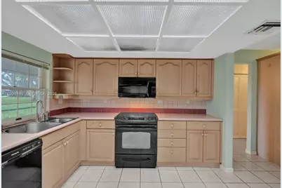 14978 SW 143rd Pl, Miami, FL 33186 - Photo 31