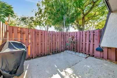 5701 Swordfish Cir, Tamarac, FL 33319 - Photo 21