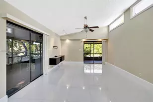 5701 Swordfish Cir, Tamarac, FL 33319 - Photo 3