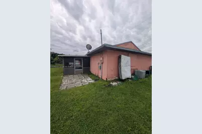 1687 SE Floresta Drive SE, Saint Lucie West, FL 34983 - Photo 53