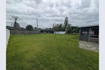 1687 SE Floresta Drive SE, Saint Lucie West, FL 34983 - Photo 55