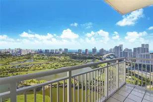 19501 W Country Club Dr, Aventura, FL 33180 - Photo 3