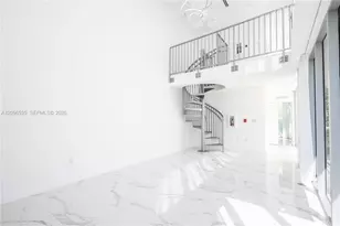 8425 Crespi Blvd, Miami Beach, FL 33141 - Photo 5