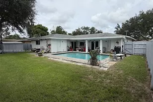 8410 SW 26th Pl, Davie, FL 33328 - Photo 5