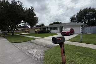 8410 SW 26th Pl, Davie, FL 33328 - Photo 3