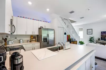 1418 SE 6th Rd, Homestead, FL 33034 - Photo 11
