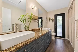 8111 SW 205th St, Cutler Bay, FL 33189 - Photo 13