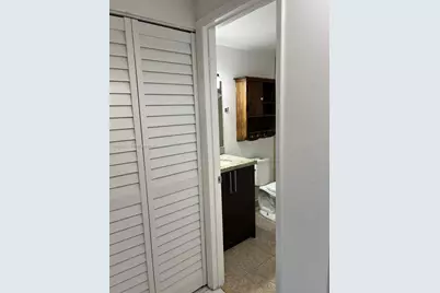 8102 SW 20th Ct, Davie, FL 33324 - Photo 15