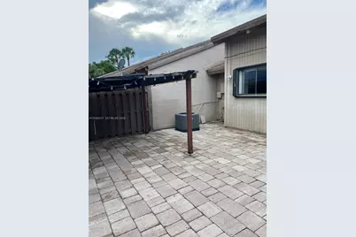 8102 SW 20th Ct, Davie, FL 33324 - Photo 23