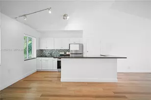 210 NE 51st, Miami, FL 33137 - Photo 9