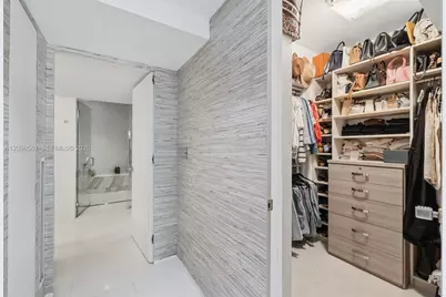 5815 N Bay Rd, Miami Beach, FL 33140 - Photo 15