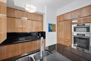 50 South Pointe Dr, Miami Beach, FL 33139 - Photo 7