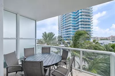 50 S Pointe Dr #704, Miami Beach, FL 33139 - Photo 15