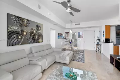 50 S Pointe Dr #704, Miami Beach, FL 33139 - Photo 3