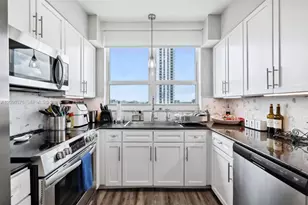 2000 N Bayshore Dr, Miami, FL 33137 - Photo 13