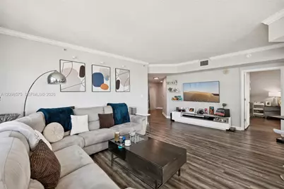 2000 N Bayshore Dr #1401, Miami, FL 33137 - Photo 5