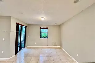 646 NE 35th Ave, Homestead, FL 33033 - Photo 7