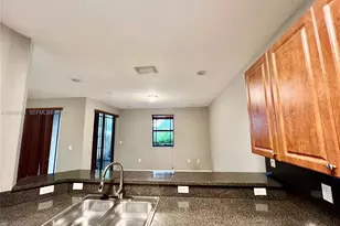 646 NE 35th Ave, Homestead, FL 33033 - Photo 13