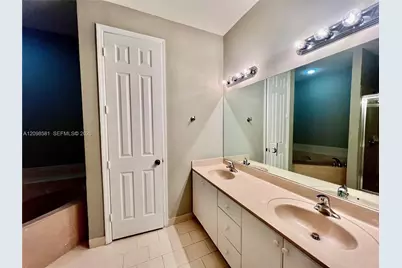 646 NE 35th Ave #646, Homestead, FL 33033 - Photo 29