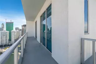 185 SW 7th St, Miami, FL 33130 - Photo 23