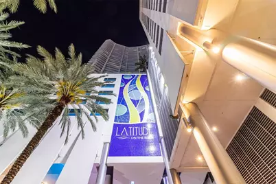 185 SW 7th St #4401, Miami, FL 33130 - Photo 45
