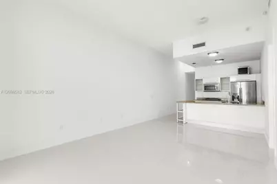185 SW 7th St #4401, Miami, FL 33130 - Photo 3