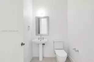 185 SW 7th St, Miami, FL 33130 - Photo 13